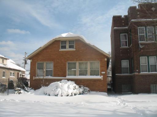 7243 S East End Ave., Chicago, IL 60649