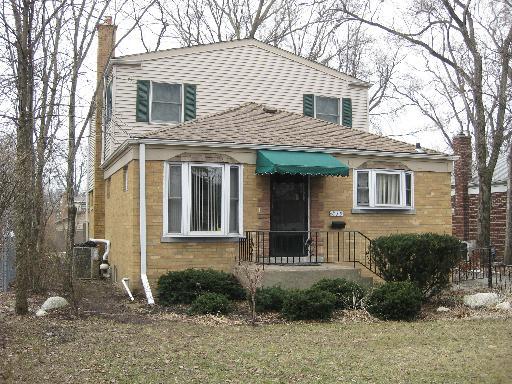 838 S La Grange Rd., La Grange, IL 60525