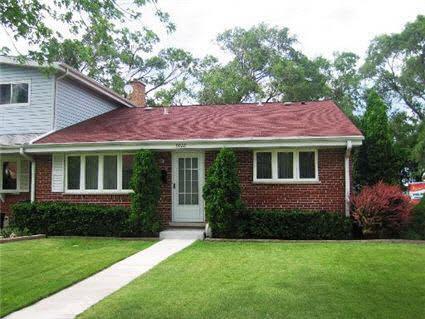 9028 Sherry Ln., Des Plaines, IL 60016