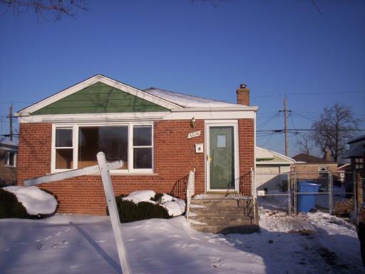 4220 W 82nd St., Chicago, IL 60652