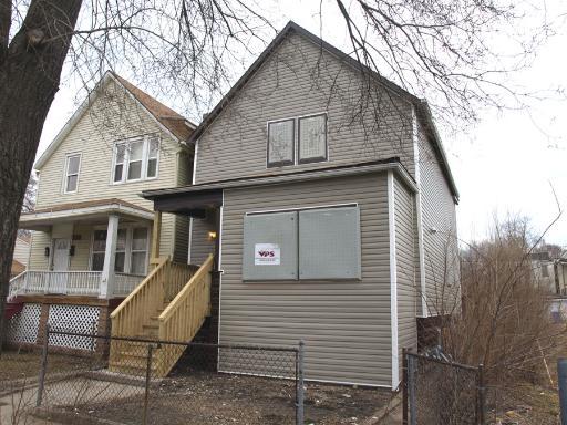 7717 S Dobson Ave., Chicago, IL 60619