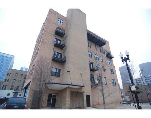 626 W Randolph St. #304, Chicago, IL 60661
