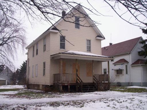 1024 Park Ave., North Chicago, IL 60064