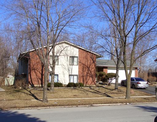 512 Falconridge Way, Bolingbrook, IL 60440