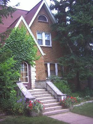 1417 Plum St., Aurora, IL 60506