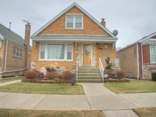 3925 W 68 St., Chicago, IL 60629