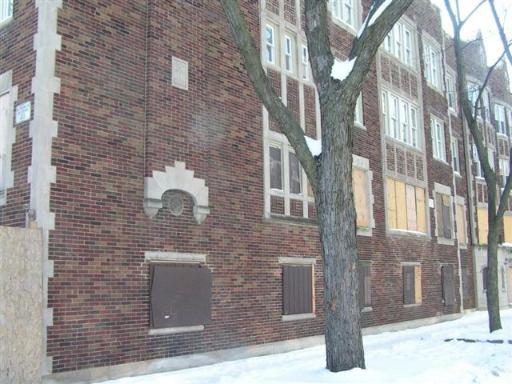 2449 E 77th St. #3, Chicago, IL 60649