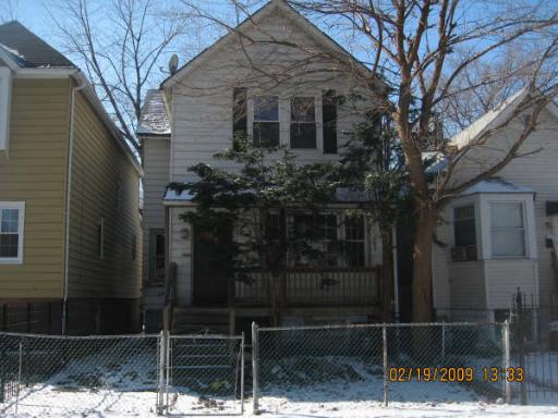 5306 S Carpenter St., Chicago, IL 60609