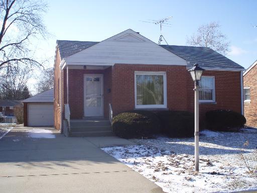 580 S Stewart Ave., Lombard, IL 60148