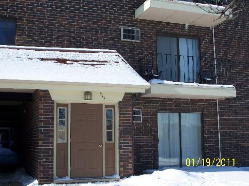 943 N Rohlwing Rd. #GH, Addison, IL 60101