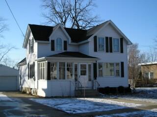 621 Park Ave., Sycamore, IL 60178