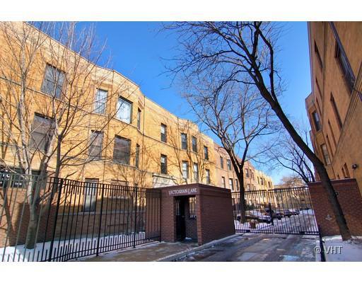 736 W California Terr Ave. #3, Chicago, IL 60657