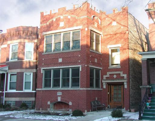 3723 N Bell St., Chicago, IL 60618