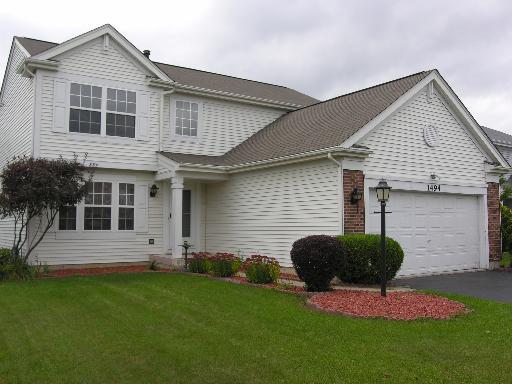 1494 Woodbury Cir., Gurnee, IL 60031