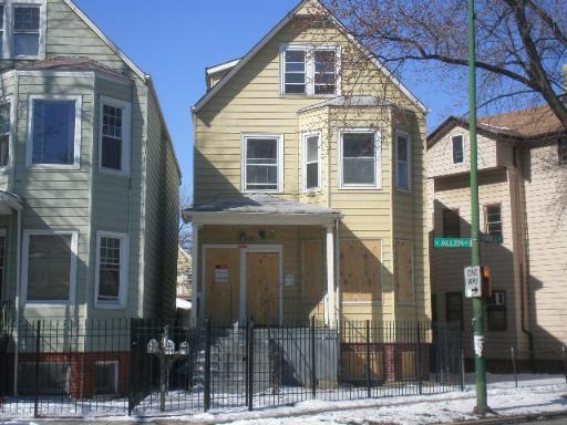 3056 N Allen Ave., Chicago, IL 60618