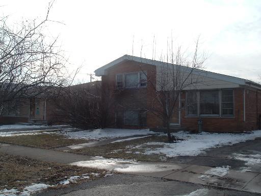 9424 S Massasoit Ave., Oak Lawn, IL 60453