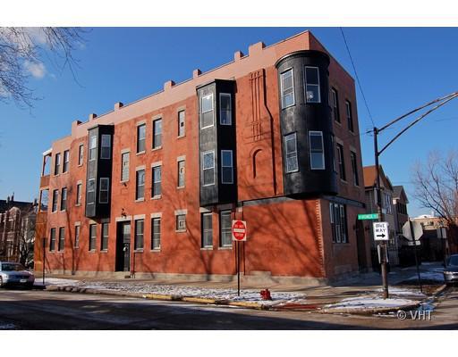 1934 N Rockwell #3F, Chicago, IL 60647