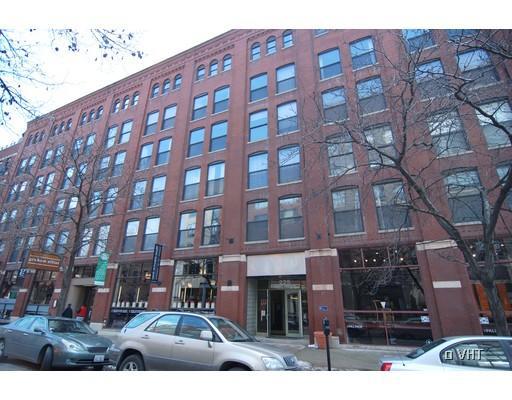225 W Huron St. #211, Chicago, IL 60610