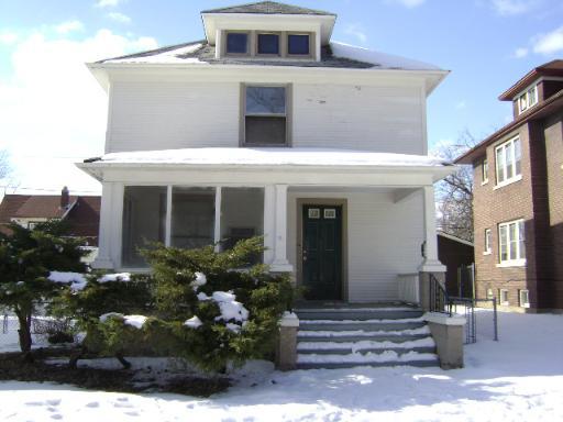 387 S Evergreen Ave., Kankakee, IL 60901