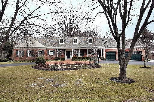 33 Meadowview Dr., Northfield, IL 60093