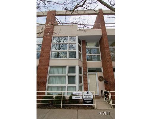 1965 N Maud St. #E, Chicago, IL 60614