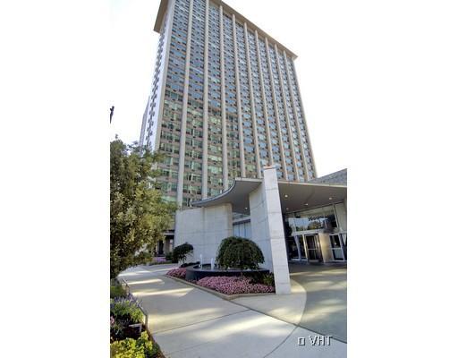 3600 N Lake Shore Dr. #2103, Chicago, IL 60613