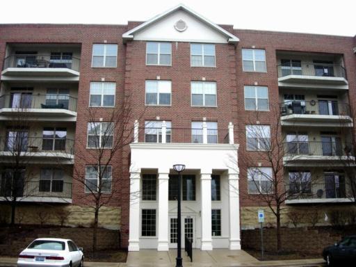 3135 Town Square Dr. #202, Rolling Meadows, IL 60008