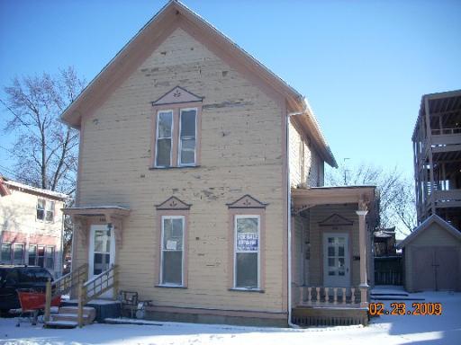 161 Franklin Blvd., Elgin, IL 60120