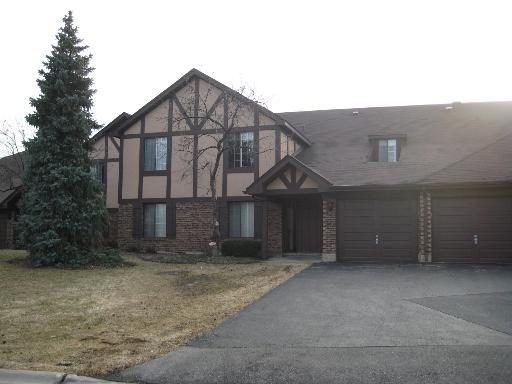1772 Gloucester Ct. #A, Wheaton, IL 60187