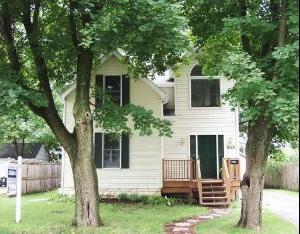 809 Jefferson Ave., St. Charles, IL 60174