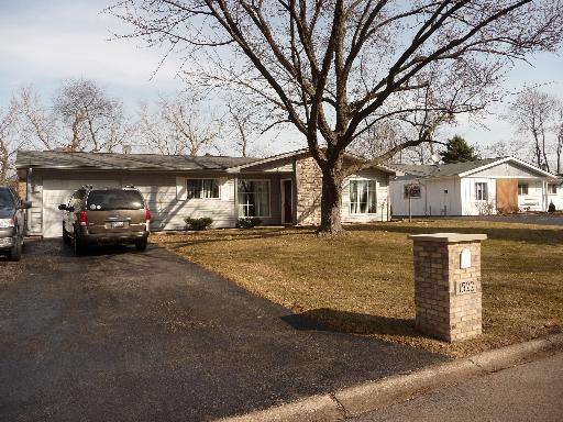 1522 Sequoia Ln., Darien, IL 60561