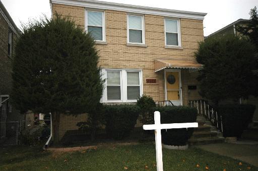 2117 S Maple Ave., Berwyn, IL 60402