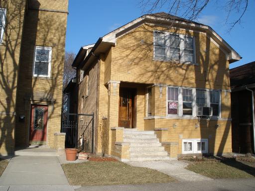 3110 N Luna St., Chicago, IL 60641