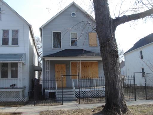 8435 S Brandon Ave., Chicago, IL 60617