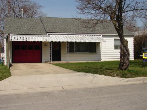 526 Oakwood Ave., Aurora, IL 60505