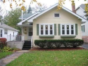 320 N Maple Dr., Itasca, IL 60143
