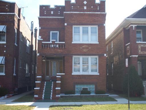 5819 S Whipple St., Chicago, IL 60629