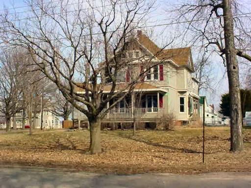 608 S Mason St., Sheffield, IL 61361
