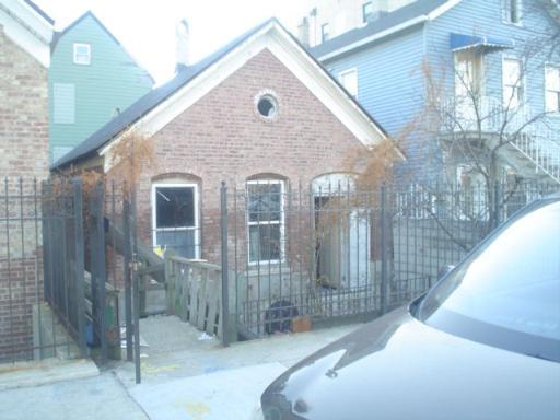 2009 W 17th St., Chicago, IL 60608