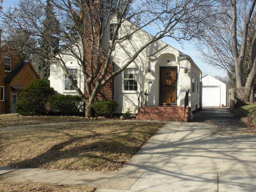 401 Hollister Ave., Rockford, IL 61108