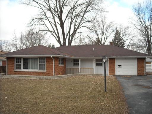 413 Michigan Ave., Aurora, IL 60506