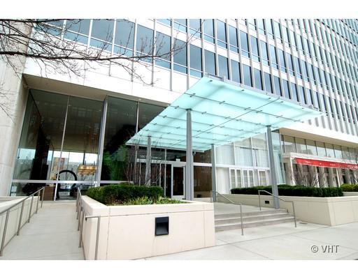 500 W Superior St. #2010, Chicago, IL 60654
