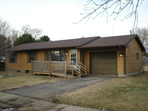 9 Quail Run, Lake In The Hills, IL 60156