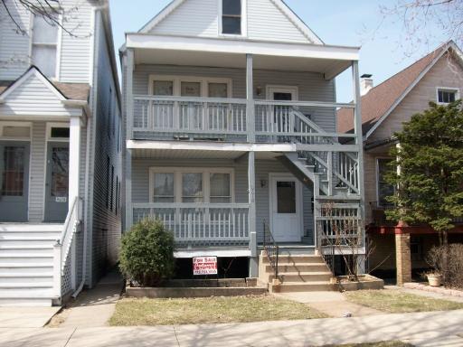9618 S Escanaba Ave., Chicago, IL 60617
