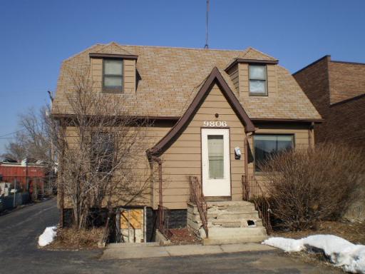 9806 Southwest Hwy., Oak Lawn, IL 60453