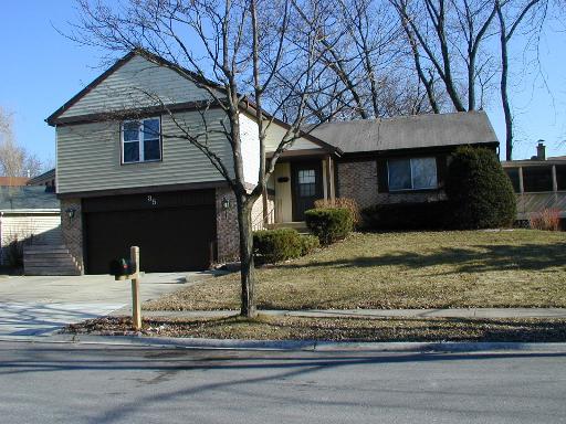35 Montebello Dr., Vernon Hills, IL 60061