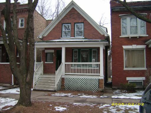 7017 S Calumet Ave., Chicago, IL 60619