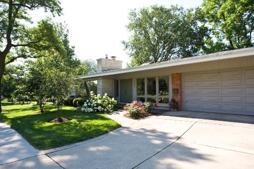 761 Highview Ave., Glen Ellyn, IL 60137