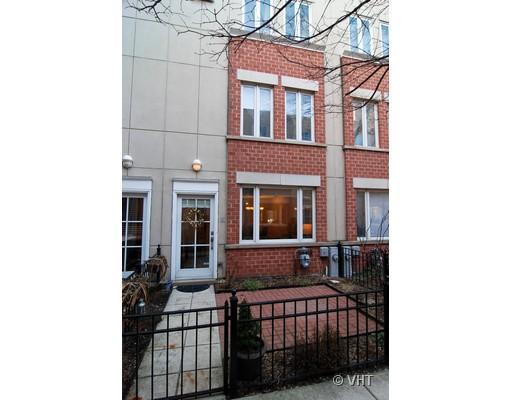 3910 N Fremont St. #K, Chicago, IL 60613