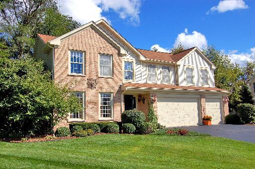 1720 Wynnfield Dr., Algonquin, IL 60102